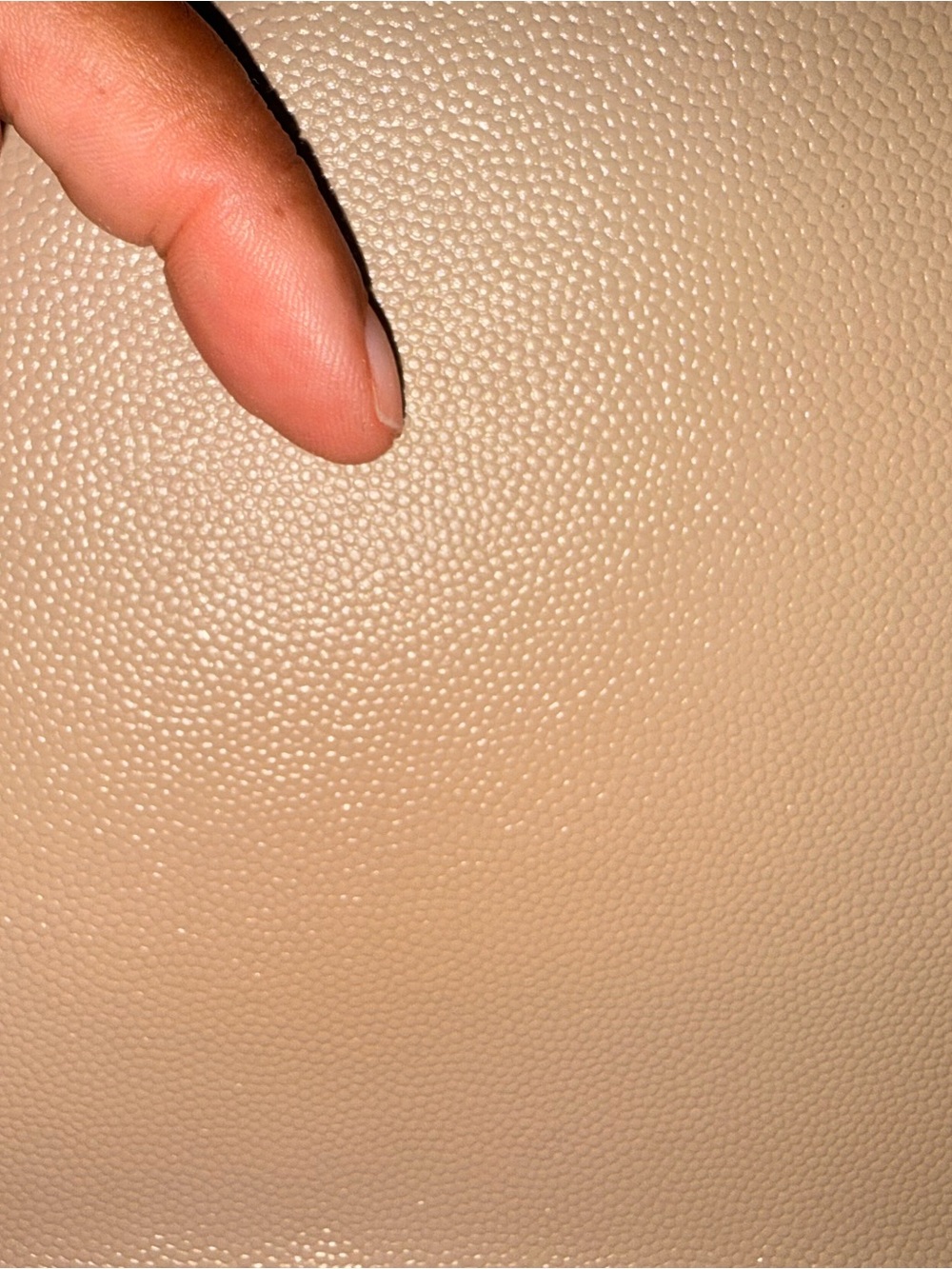 Saint Laurent Beige Quilted Leather Shoulder Bag with Gold YSL Logo - Picture 3 of 10